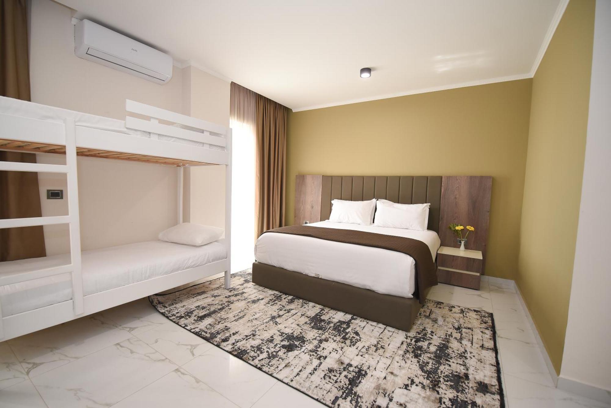 Hotel Vivas Дуррес Екстер'єр фото